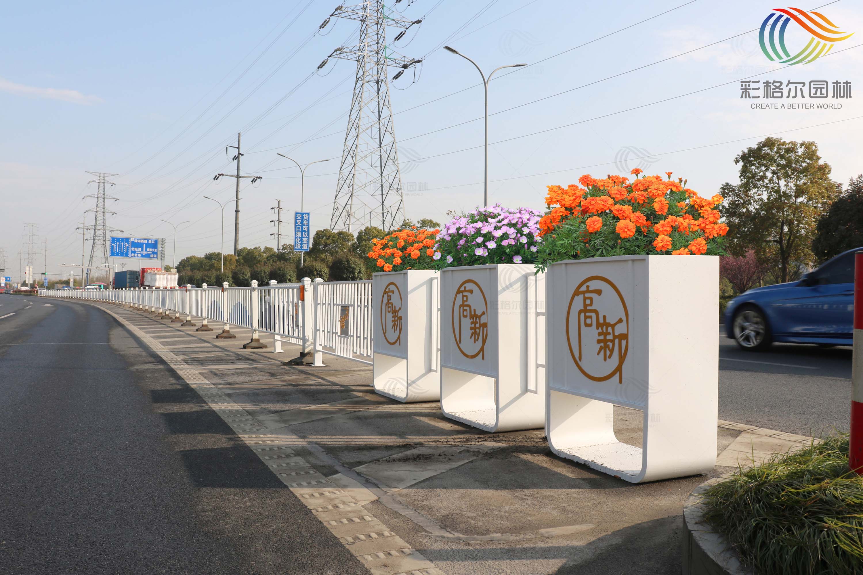 道路隔離花箱到底能夠起到哪些作用？
